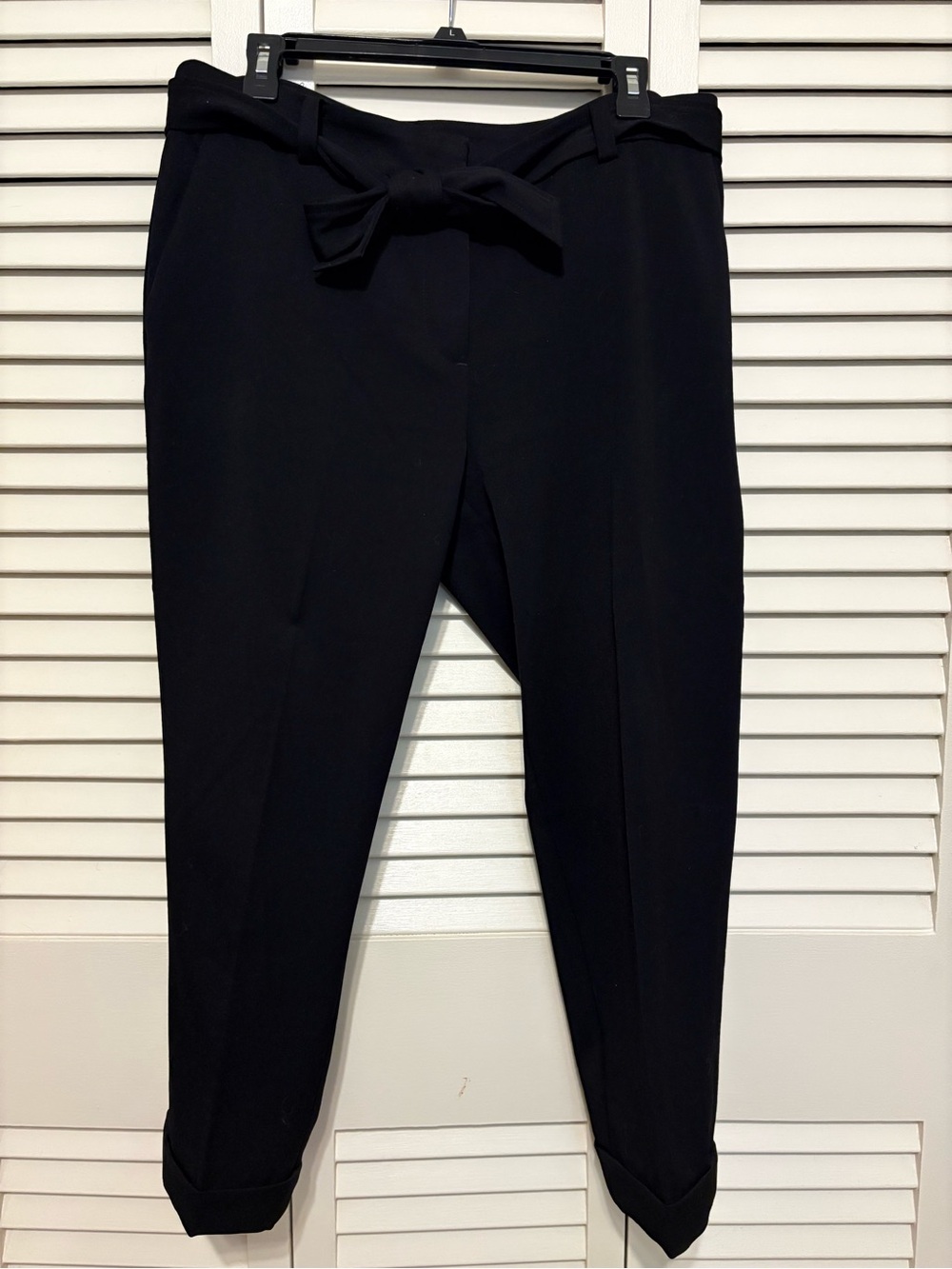 LOFT Black Ankle Tie-Waist Cropped Pants